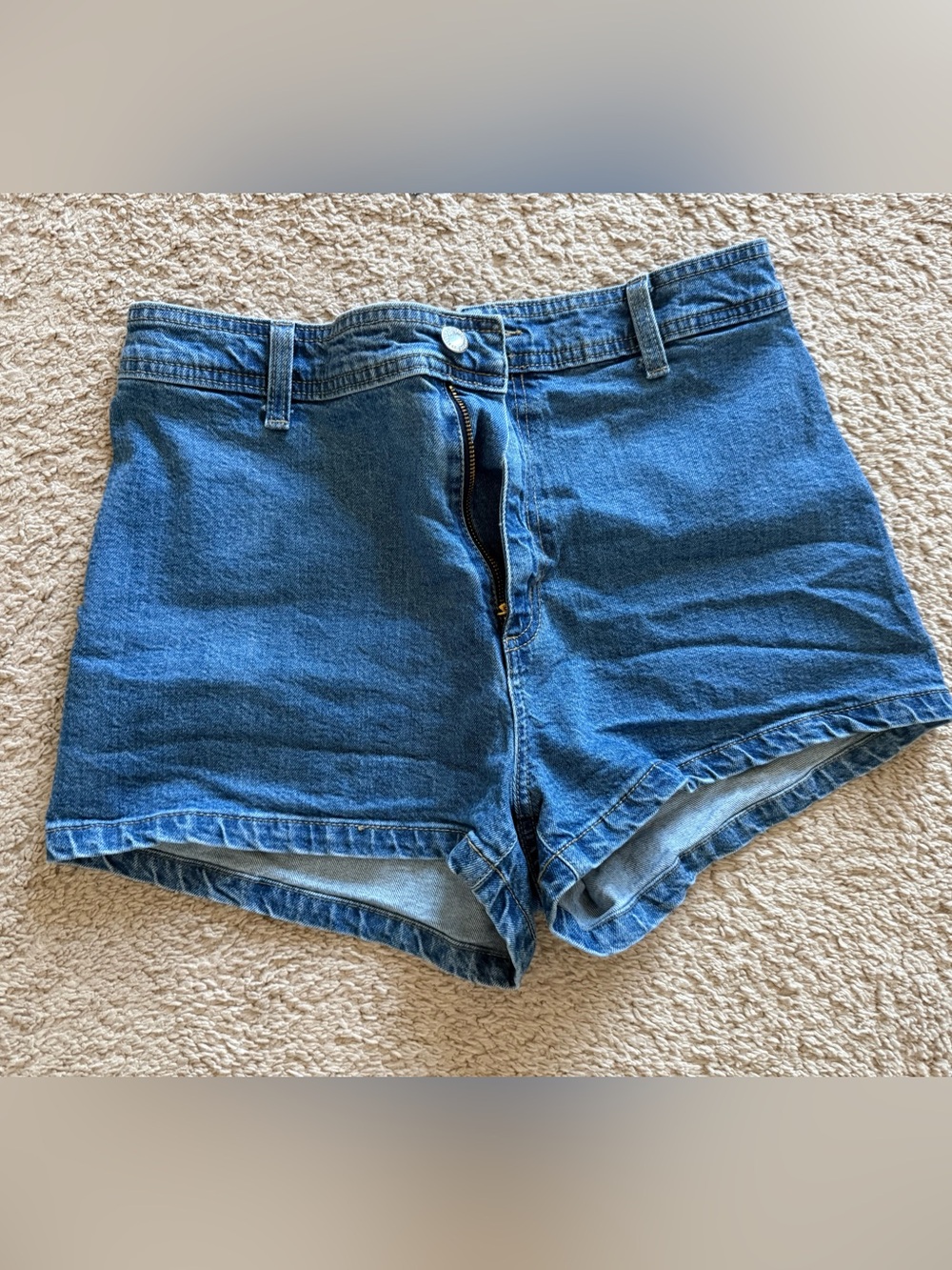 Universal Thread Classic Blue Denim High-Rise Sailor Jean Shorts